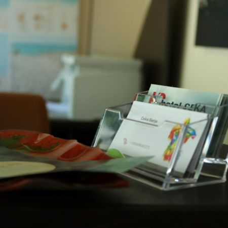 Hotel Ceka Дуррес Екстер'єр фото