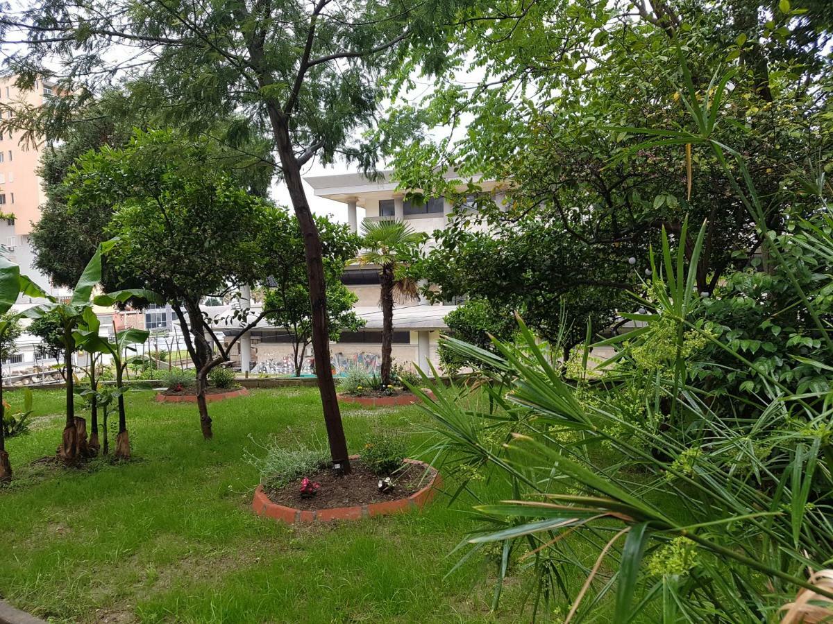 Hotel Ceka Дуррес Екстер'єр фото